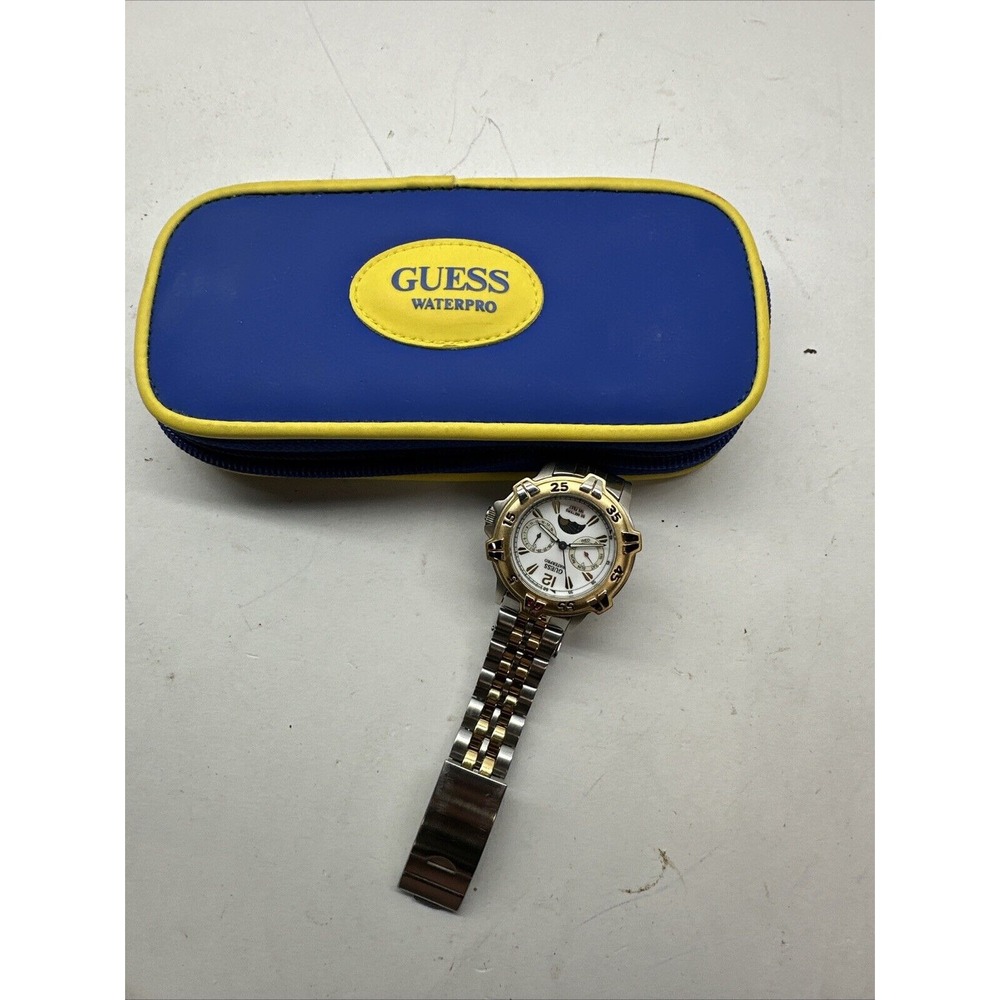 Vtg GUESS Watch Men Silver Waterproof With Case